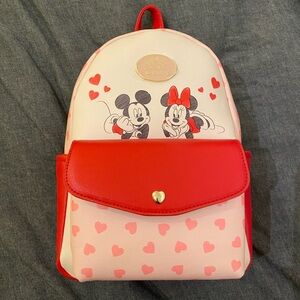 Her Universe Disney Mickey & Minnie Hearts Mini Backpack Valentines NWT